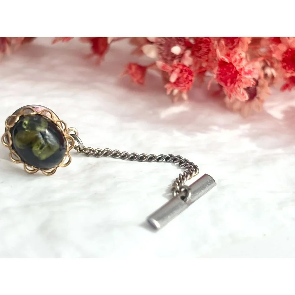 Faux Green Stone Scalloped Edging Silver Toned Vintage Men's Tie Tack